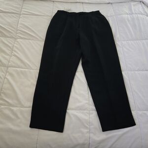 Worthington Women's Black Pleated Trousers NWT
